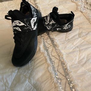 Nike Training Shoes EUC Size 7